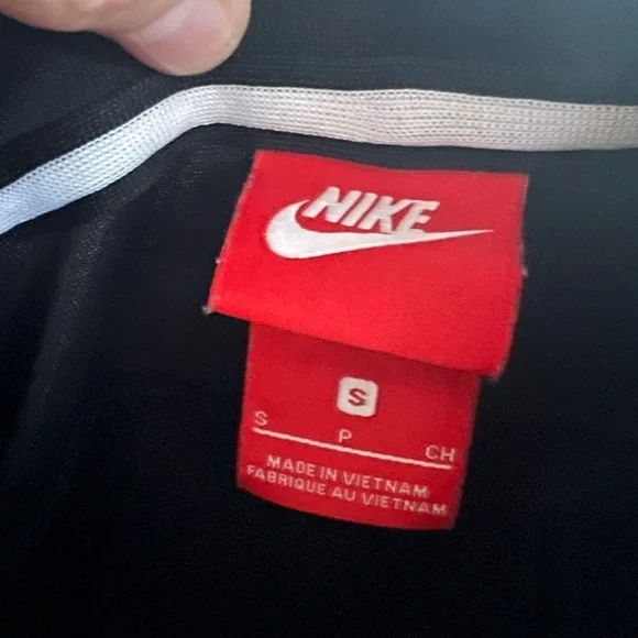 Nike Air Half Zip Pullover Collared Windbreaker